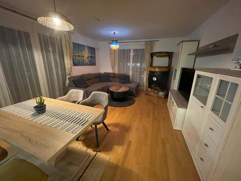 Lovely 3 Rooms Apartment Viena Dış mekan fotoğraf